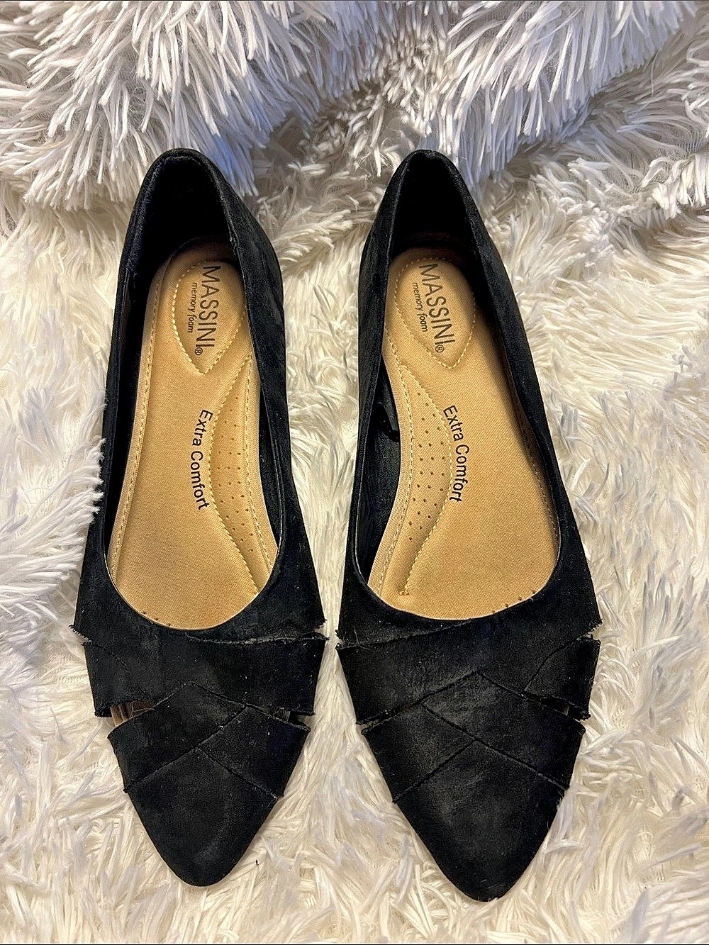 Massini Black Pointed-Toe Comfort Flats